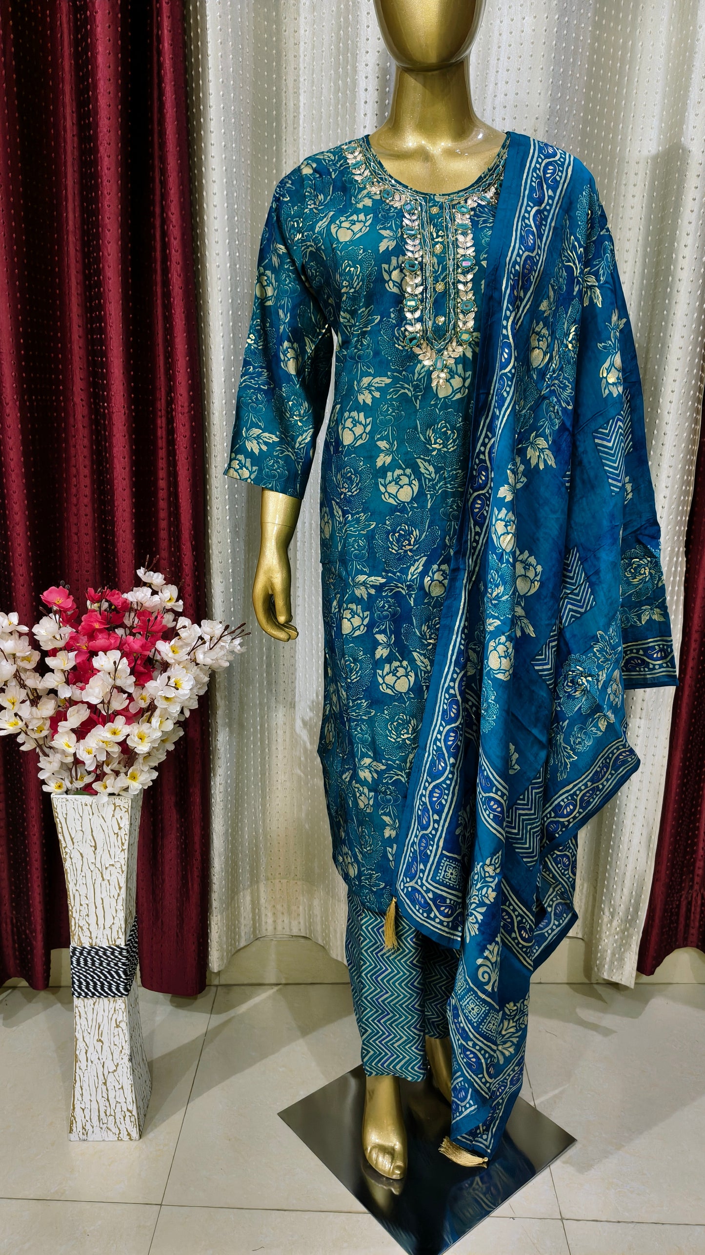 Botanical Pattern Blue Floral Print with Beautiful Embroidery Mirror work Suit