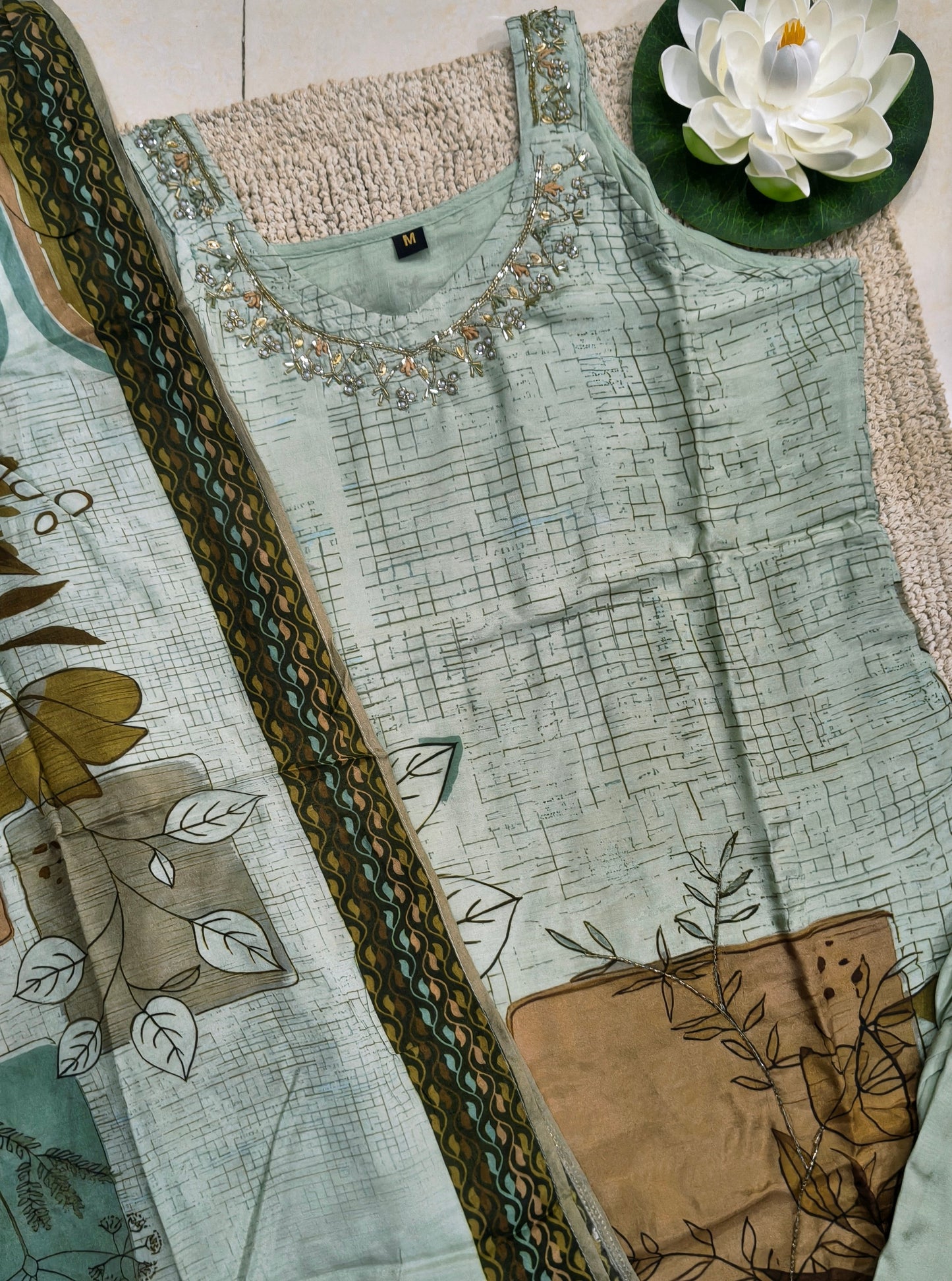 Pure Muslin cut Sleeve Suit with Lungi Style Floral Printed Design