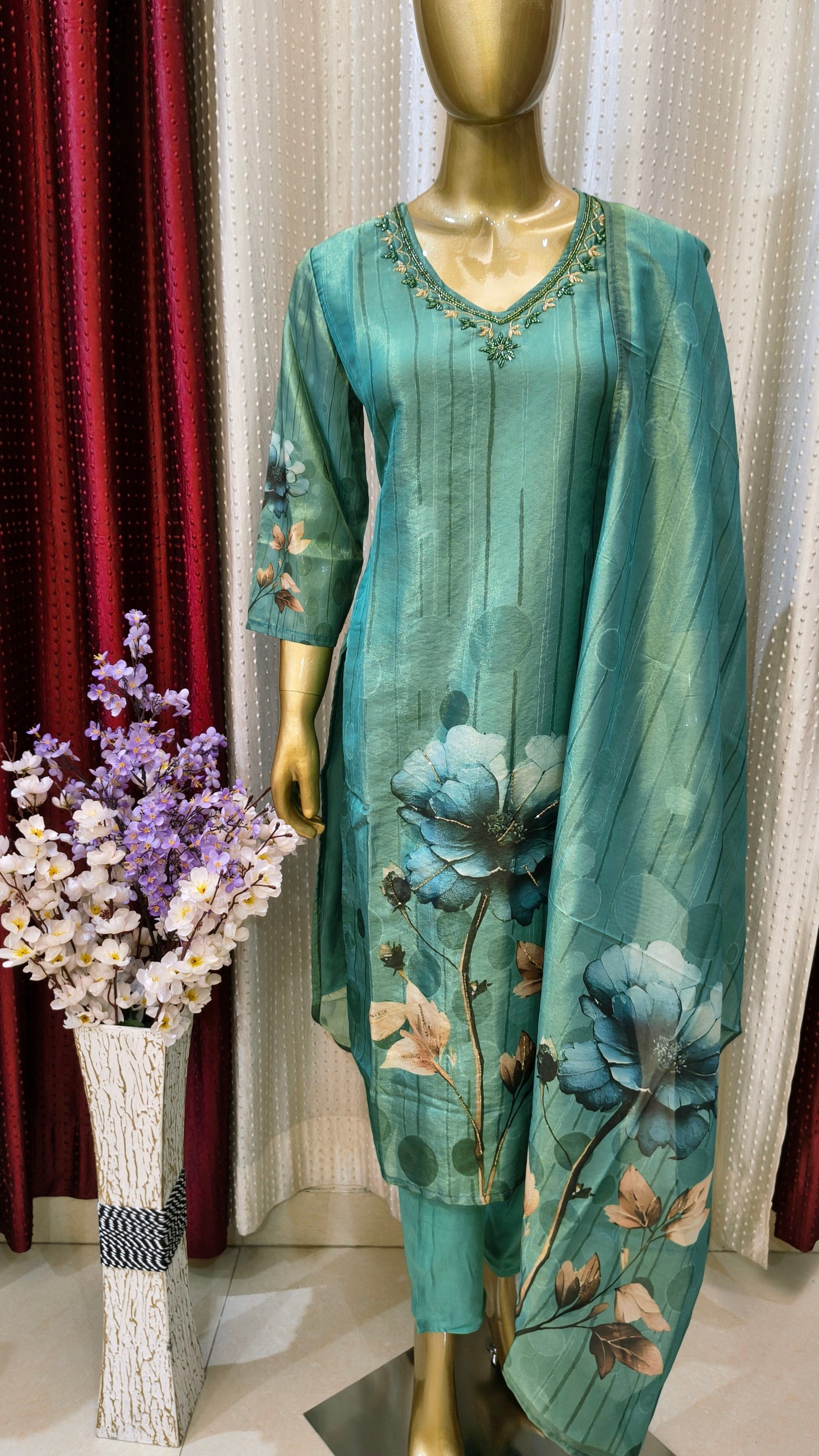 Gorgeous shimmer tissue digital printed suit set